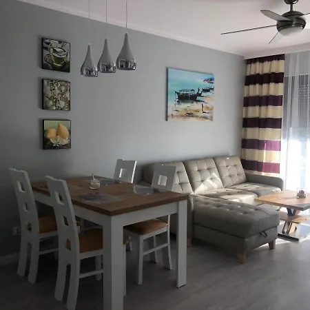 Apartment Gardenia Przy Plazy 17 *